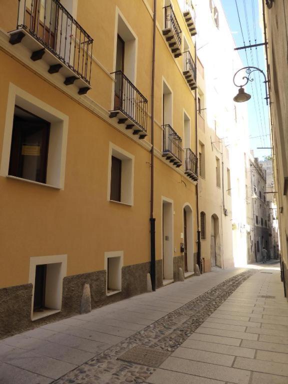 L'Antica Torre Caralis Holiday Hotel Cagliari Exterior foto